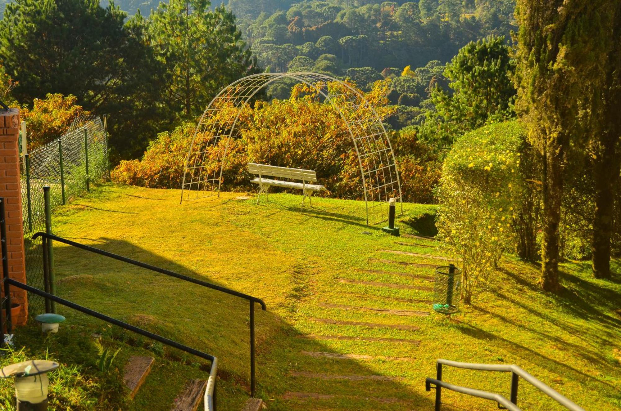 Pousada Constellation Lodge Campos do Jordão Exterior foto